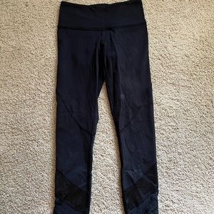 black lululemon leggings with detailed bottom
